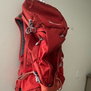 Women’s hiking pack 28L - REI Traverse 28L